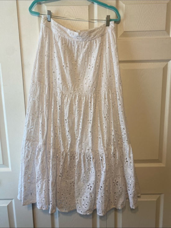 Lilly Pulitzer Dresses & Skirts - Lilly Pulitzer Winslow Eyelet Maxi Skirt
